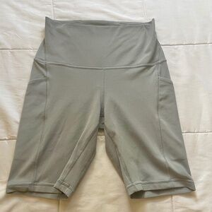 Lululemon Align High-rise shorts 8”